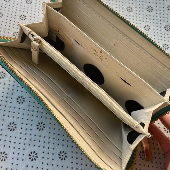 Kate Spade Cedar Street Lacey wallet leather wallet cross hatch - Picture 8 of 9